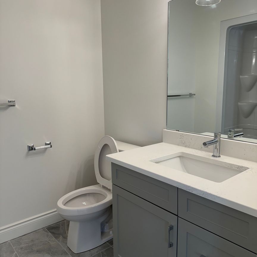 For Lease - 513 Water Road, Amherstburg, Ontario - Photo 1