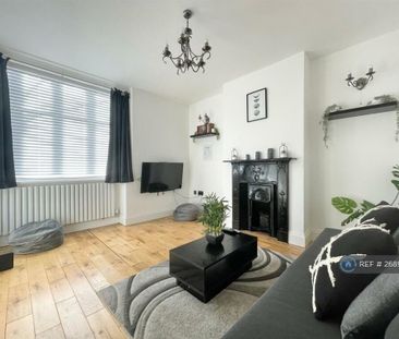 2 bedroom detached house to rent - Photo 4