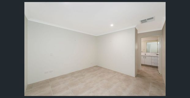 Modern 4x2 family home in Lakelands - Photo 1