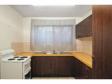 Affordable Living in Vibrant Annerley - Photo 2