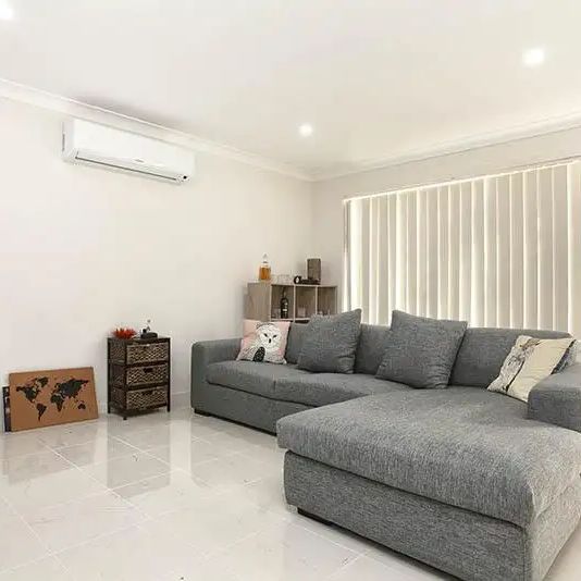 “MODERN 2 BEDROOM HOME!” - Photo 1
