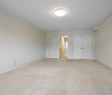 For Lease - 36 Horsham Avenue, Toronto, Ontario - Photo 3