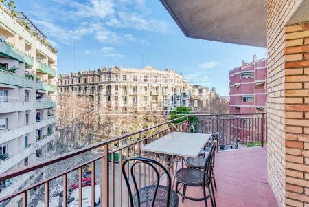 Barcelona Capital - Photo 3