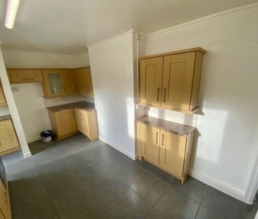 2 bedroom bungalow to rent - Photo 6