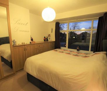 3 bedroom terraced house to rent - Photo 6