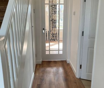 Room in a Shared Flat, Canning Town, E16 - Photo 5