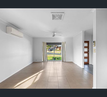 7 Martindale Crescent, Seymour, Vic 3660 - Photo 4