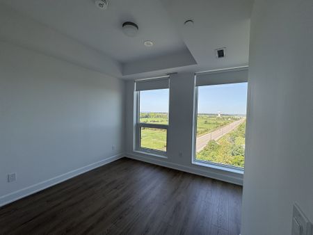 For Lease - 3240 William Coltson Avenue Unit# 1111, Oakville, Ontario - Photo 3