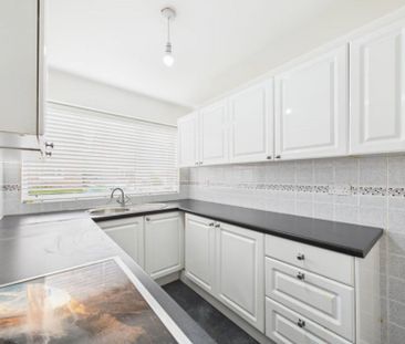 Crypt Court, Tuffley, Gloucester, Gloucestershire, GL4 - Photo 4