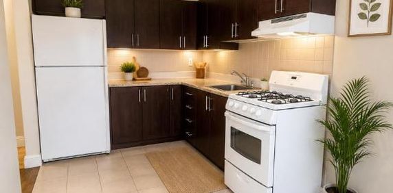 🌟**CONDO SPACIEUX, LUMINEUX ET ENSOLEILLÉ – 2 CHAMBRES FERMÉES - Photo 2