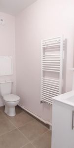 location Appartement T2 DE 38.5m² À NOISY LE GRAND - Photo 3