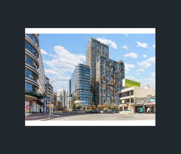 Fully Furnished Designer Three-Bedroom Apartment with Stunning Sydn... - Photo 2