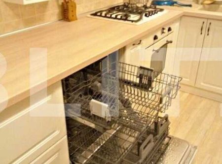 Apartament cu 3 camere, 80 mp, decomandat, mobilat modern, zona Kaufland - Photo 3