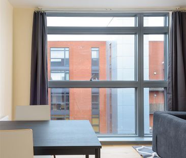 Rent 21 Smithfield Apartments, Sheffield, S1 £725pcm - Photo 2