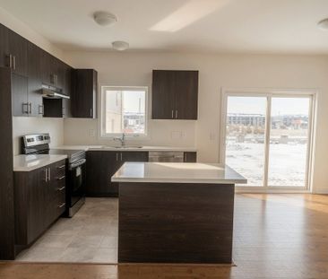 For Lease - 36 Westwood Avenue, Barrie, Ontario - Photo 4