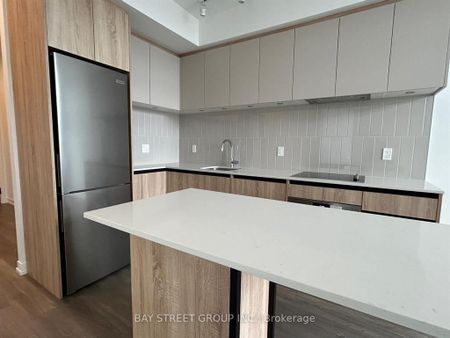 For Lease - 8 Beverley Glen Boulevard Unit# 1003, Vaughan, Ontario - Photo 5