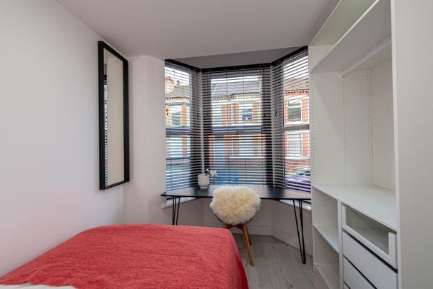 6 bedroom house to rent - Photo 1