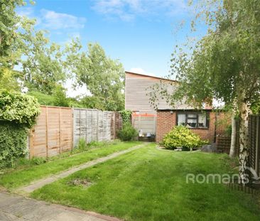 Greenfields, Maidenhead, SL6 - Photo 1