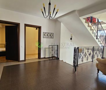 CASĂ DE LUX DE ÎNCHIRIAT ÎN SÂNPETRU � MOBILATĂ ȘI UTILATĂ PREMIUM - Fotografie 3