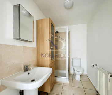 2 bedroom flat to rent - Photo 2 | Rentumo
