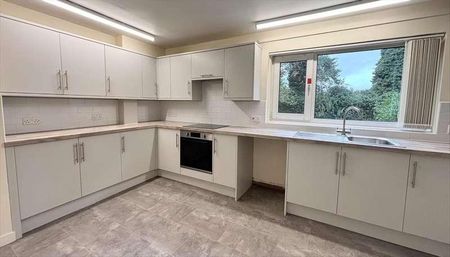 Cedar Close, Raf Lakenheath, IP27 - Photo 4