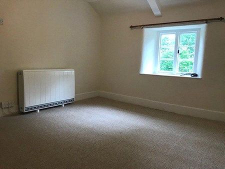 2 bedroom semi-detached house to rent - Photo 5