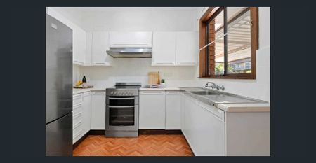 Ideally located family home! - Photo 5