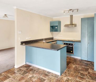 Lifestyle Living - Photo 6