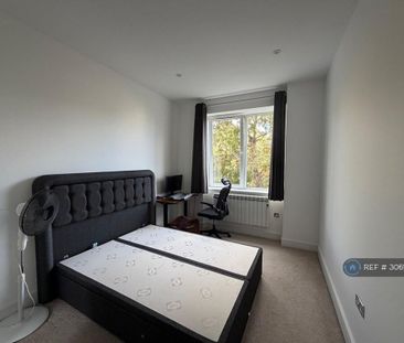 2 bedroom flat to rent - Photo 4