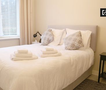 Stylish 2-bedroom flatshare in North Inner City, Dublin - Photo 1