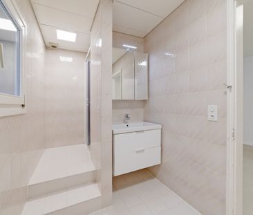 2 MESI GRATUITI - Bellissimo loft ristrutturato di 120 mq a Cadro - Foto 6