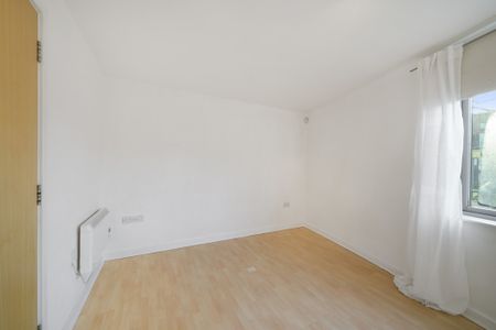 Lanacre Avenue, London, NW9 - Photo 4