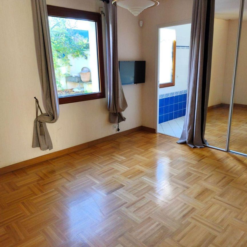 SAINT ERBLON - Maison d'habitation de 123 M² à proximité du centre et école/collège composée co... - Photo 1