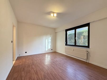 Rez-de-chaussée - à louer - Photo 2