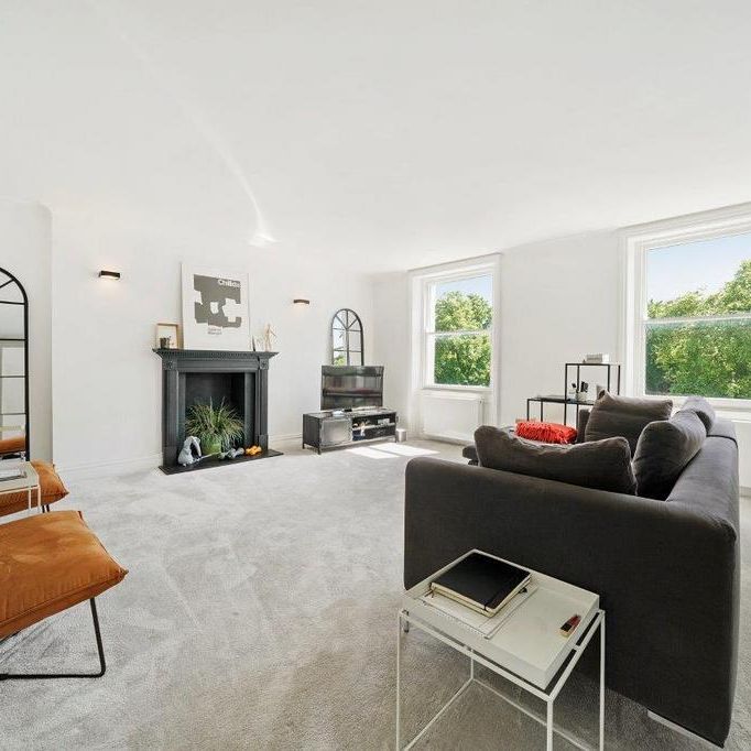 3 bedroom flat to rent - Photo 1