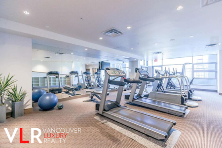 Condo in Burnaby, BC - Photo 2