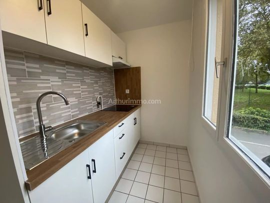 Location Appartement 1 pièces 25 m2 à Combs-la-Ville - Photo 1