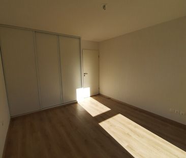 Location Appartement 3 pièces 61m² BASSENS 33530 - Photo 2