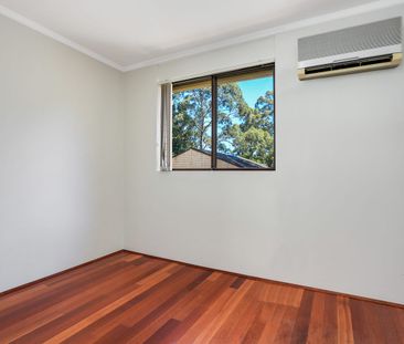 Spacious 2-Bedroom Townhouse for Rent - Photo 2