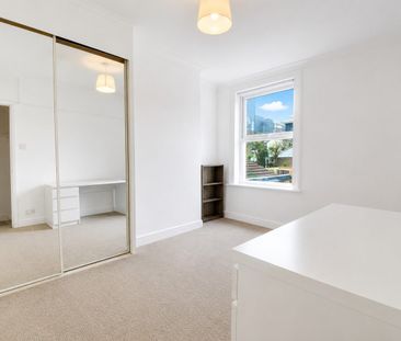 2 bedroom house to rent - Photo 2