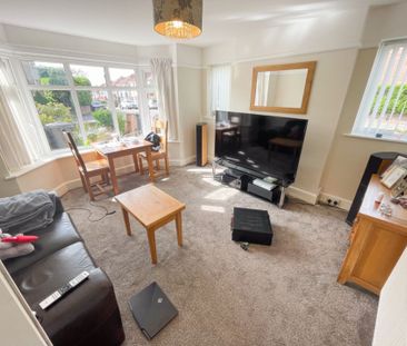 2 Bedroom Flat To Rent in Winton - £1,272.72 pcm Tenancy Info - Photo 4