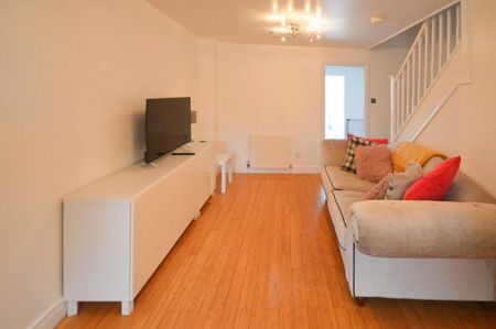 2 bedroom terraced house to rent - Photo 5