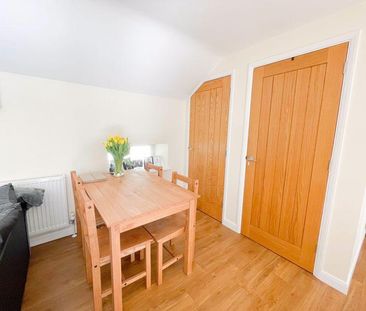 3 bedroom apartment to rent - Photo 5