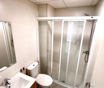 Apartamento planta baja en alquiler en Malaga - Photo 3