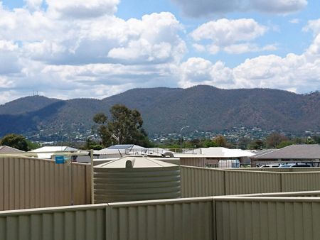 2 / 11A Allawah Street - Photo 3