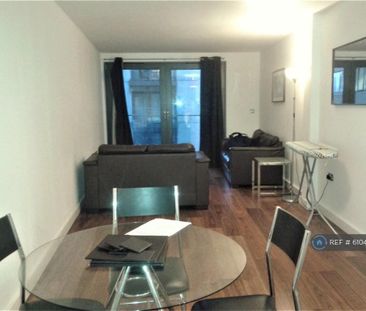 1 bedroom flat to rent - Photo 1