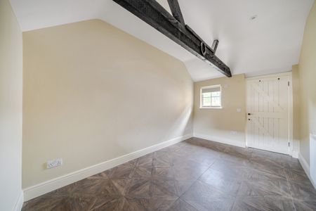 4 bedroom detached house to rent - Photo 5