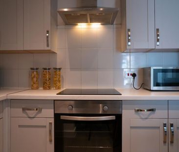 1 bedroom flat to rent - Photo 3