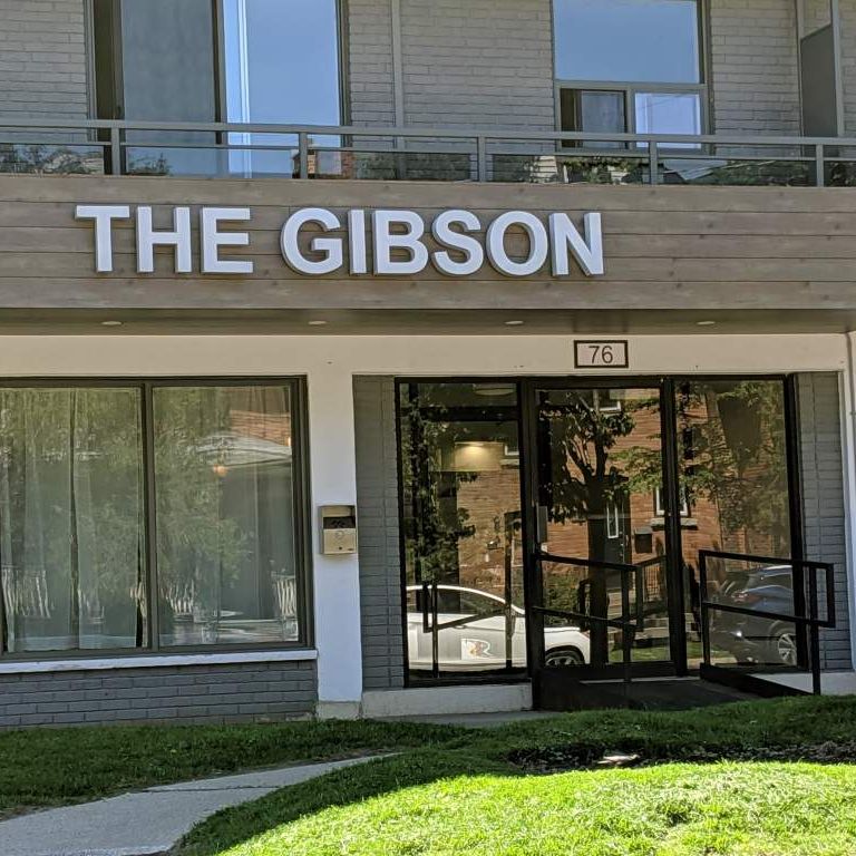 The Gibson - Photo 1