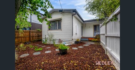 J E N N E R - Photo 5